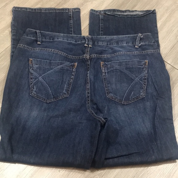 Lane Bryant DarkWash Distinctly Bootcut Jeans size 18 Moderately  Curvy - Picture 7 of 8